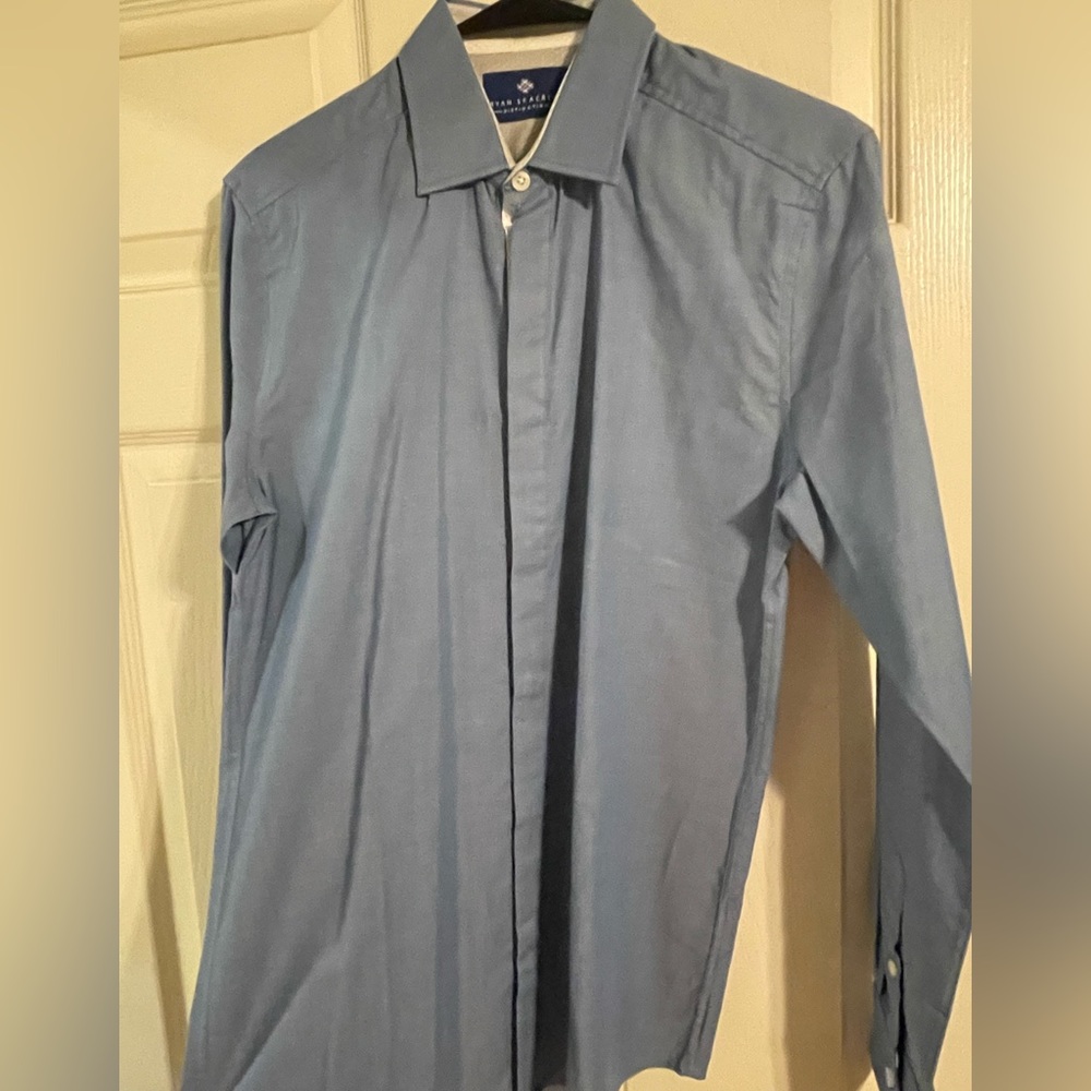 Men’s Ryan Seacrest Blue Buttonup Shirt Size Small